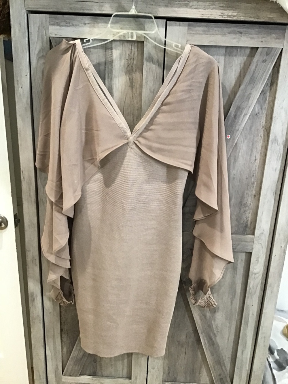 Tight bandage dress with flowey sleeves very original NWT